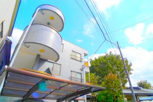アイプレイスシキ外観写真
