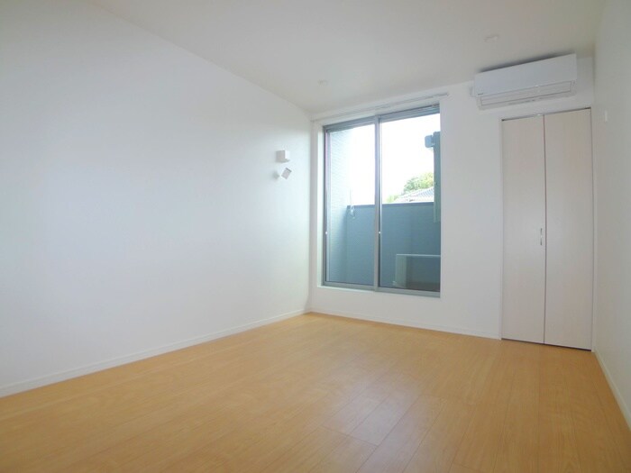 物件内観写真12　(居室)