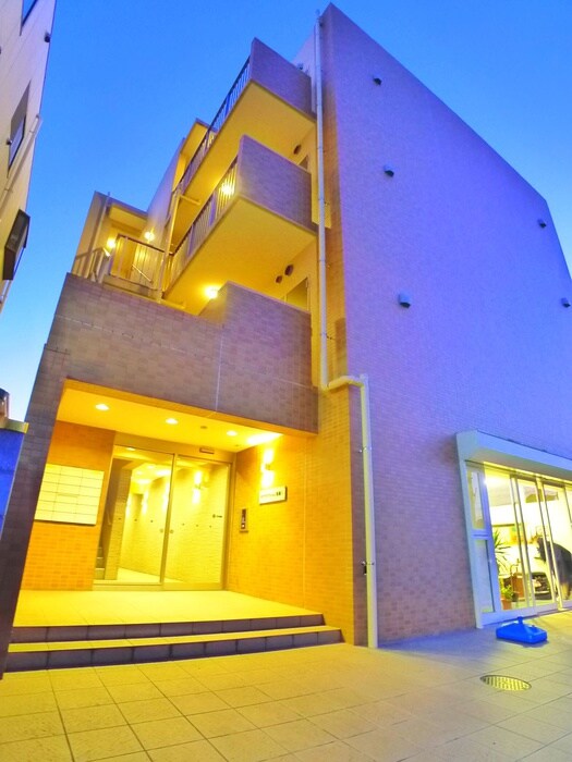 物件外観写真1　(外観写真)