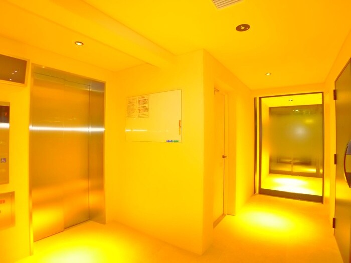 物件外観写真5　(エントランス部分)