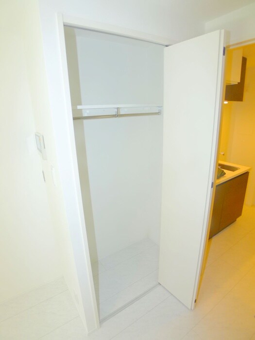 物件内観写真12　(収納)