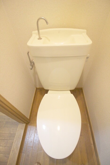 物件内観写真12　(トイレ)