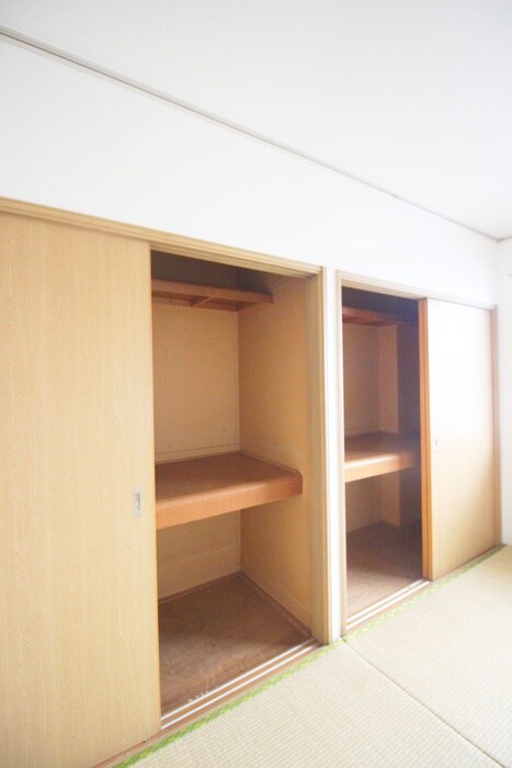 物件内観写真13　(収納)