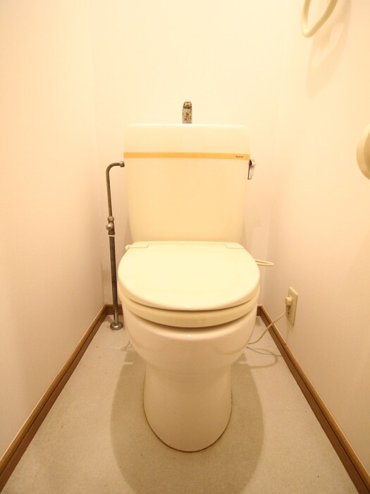 物件内観写真12　(トイレ)