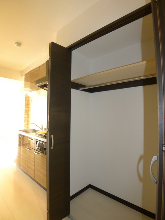 物件内観写真9　(収納)