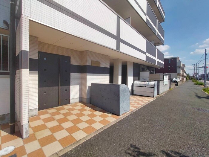 物件外観写真6　(周辺環境)