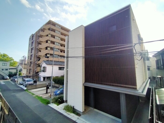 物件内観写真20　(室内からの展望)