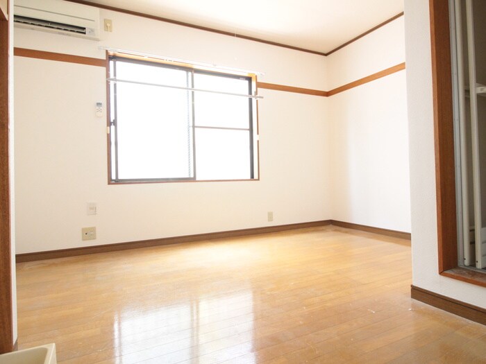 物件内観写真11　(居室)