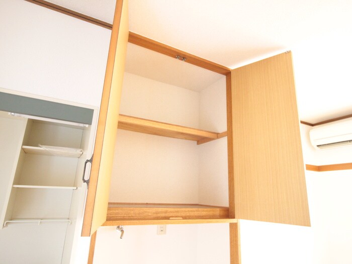 物件内観写真15　(収納)