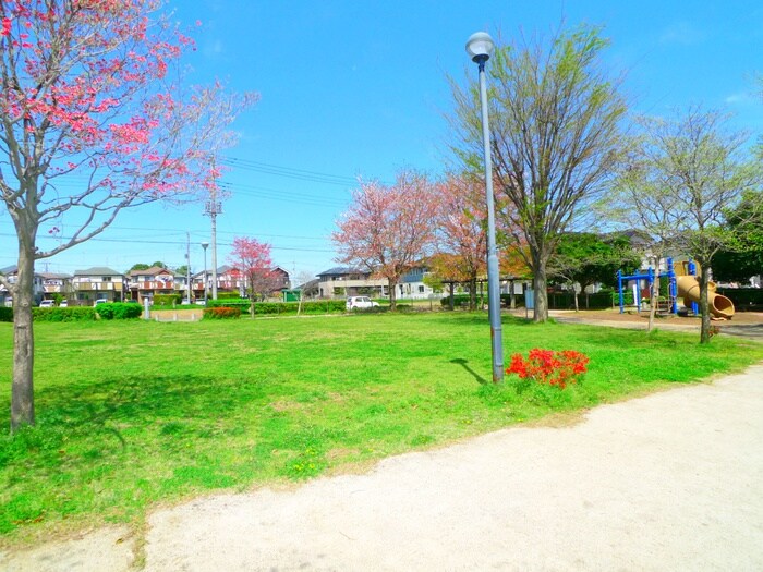 物件外観写真5　(周辺環境)