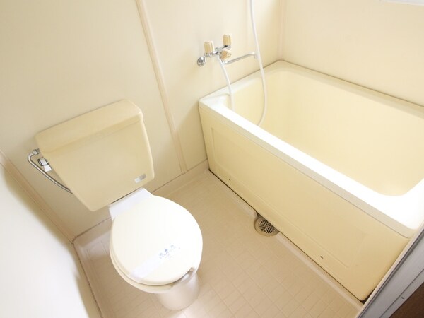 バス／シャワールーム等