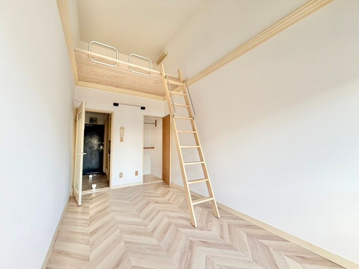 物件内観写真8　(居室)