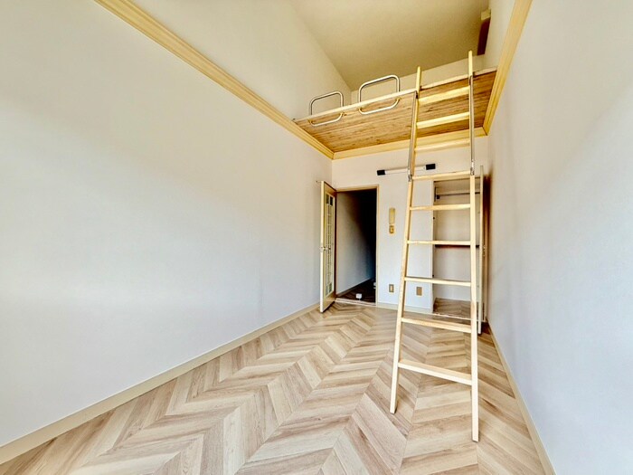 物件内観写真10　(居室)