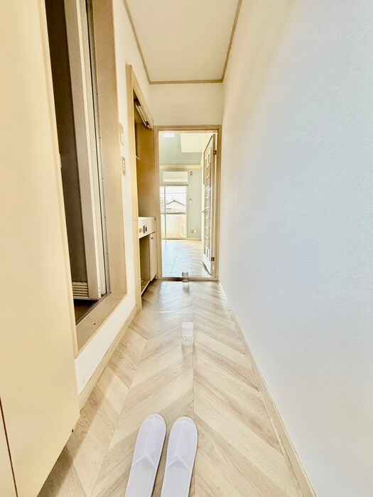 物件内観写真17　(廊下)