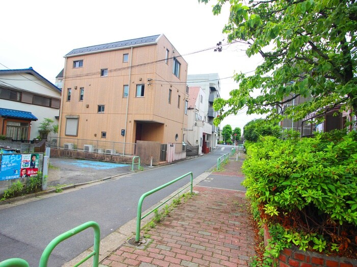 物件外観写真6　(周辺環境)