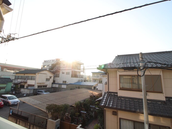 物件内観写真22　(室内からの展望)