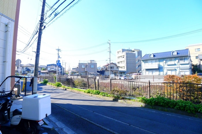 物件内観写真19　(室内からの展望)