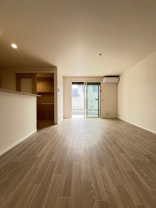 物件内観写真6　(居室)