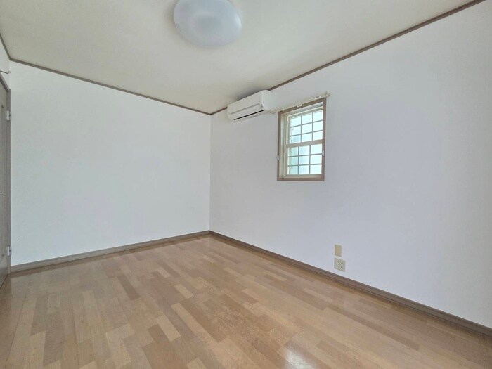 物件内観写真22　(居室)