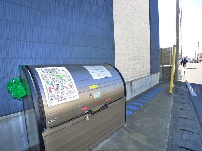 物件外観写真4　(建物設備)