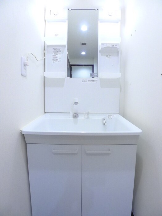 物件内観写真13　(洗面)