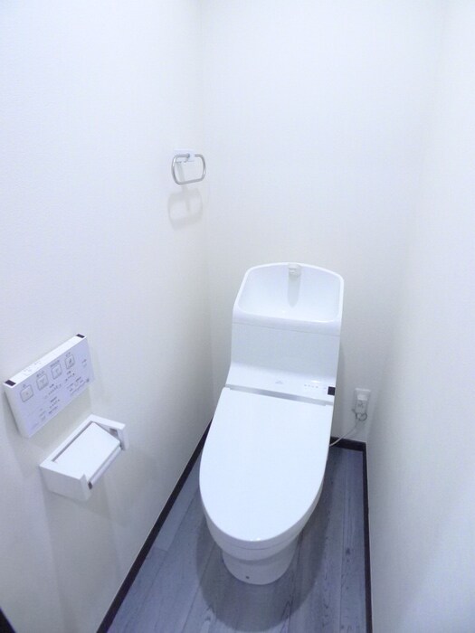 物件内観写真15　(トイレ)