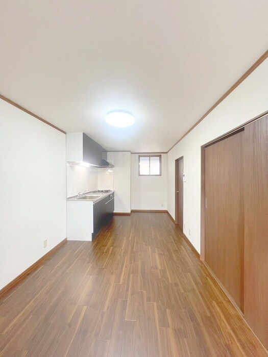 物件内観写真8　(居室)