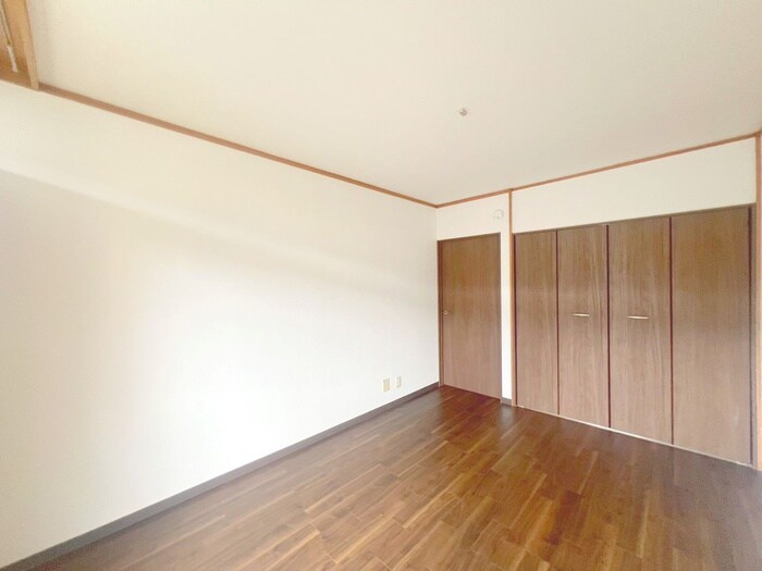 物件内観写真11　(居室)