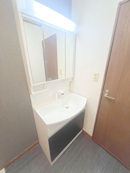 物件内観写真17　(洗面)