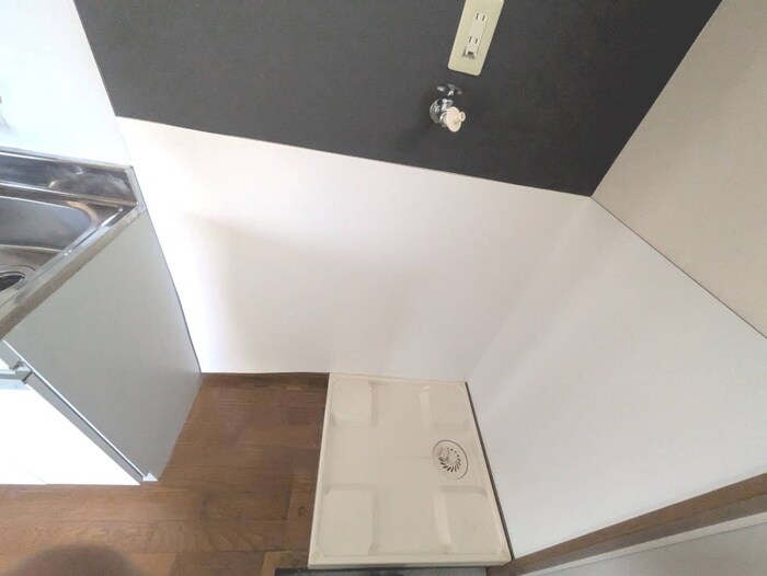 物件内観写真21　(洗濯機置場)