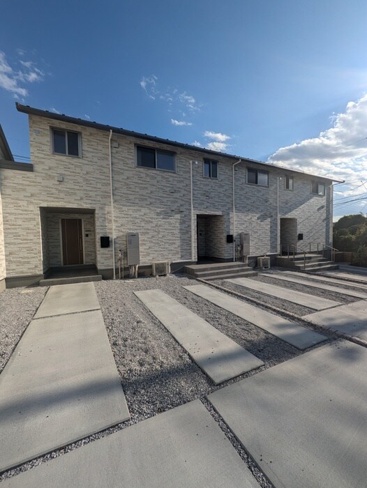 物件外観写真2　(その他)