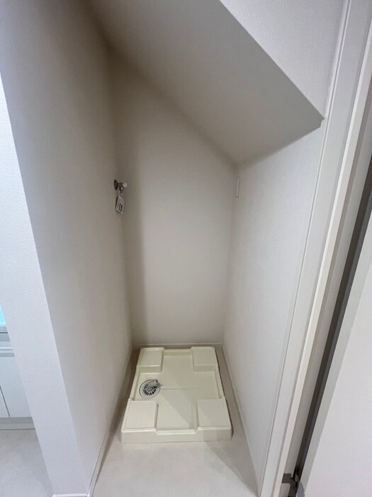 物件内観写真12　(洗濯機置場)