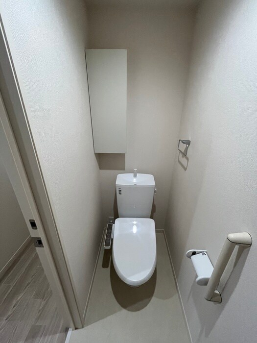 物件内観写真13　(トイレ)