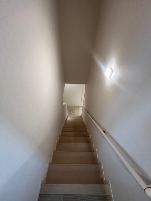 物件内観写真16　(廊下)