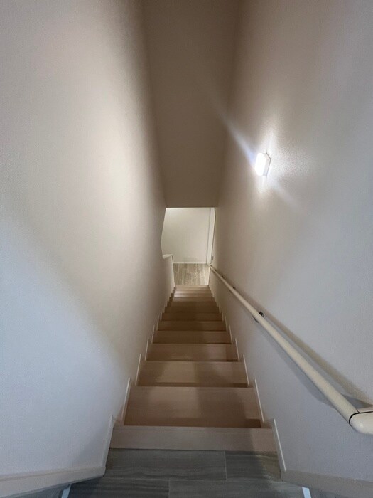 物件内観写真16　(廊下)