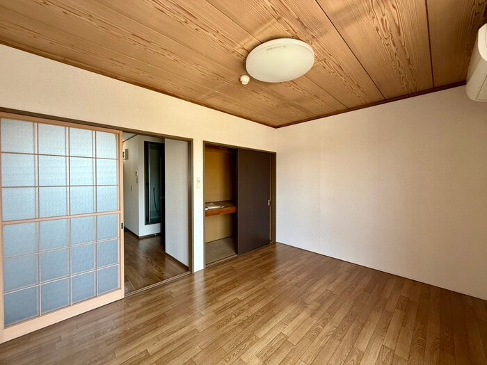 物件内観写真9　(居室)