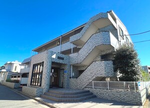 ヤマジンロージュ外観写真