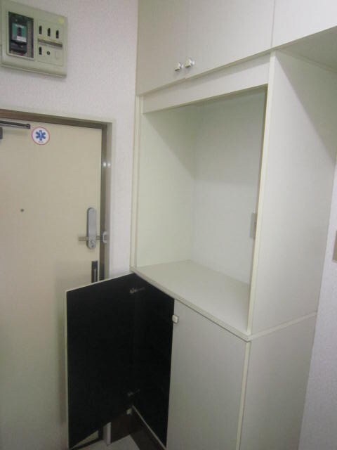 物件内観写真11　(靴箱)