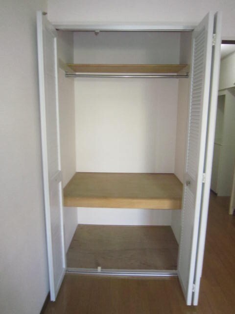 物件内観写真13　(収納)