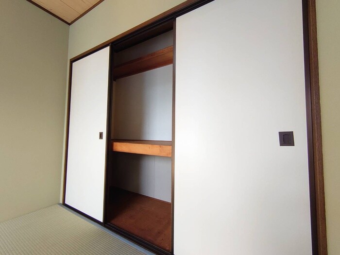 物件内観写真7　(収納)