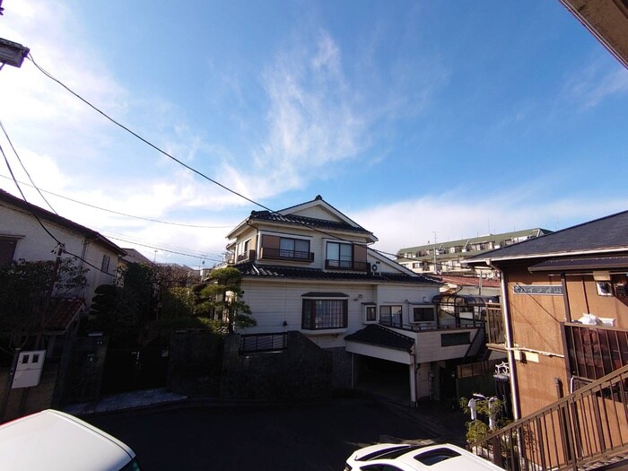 物件内観写真13　(室内からの展望)