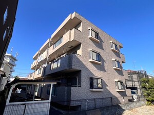 クレスタート外観写真