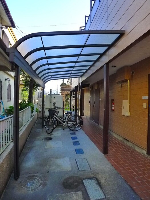 物件外観写真3　(駐輪場)