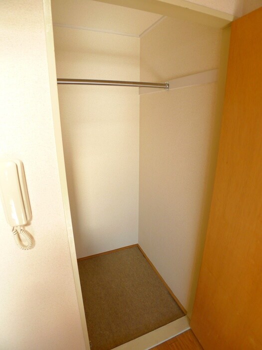 物件内観写真11　(収納)