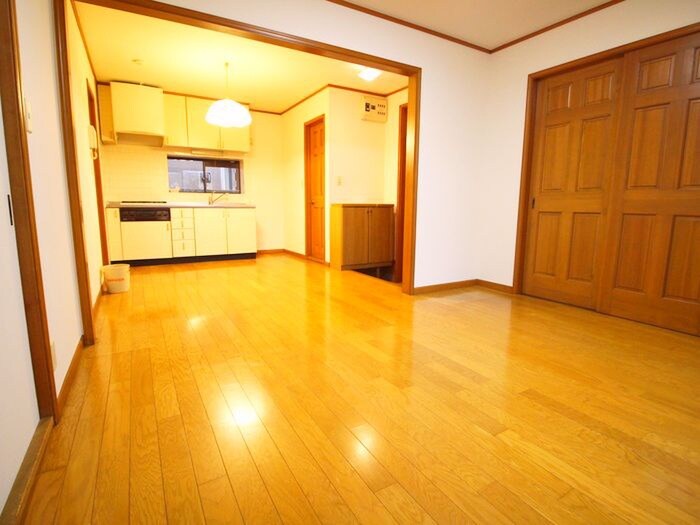 物件内観写真4　(居室)