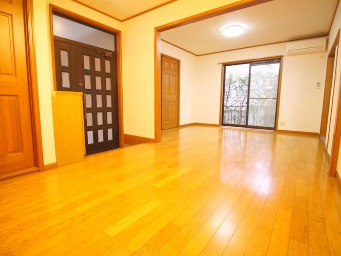 物件内観写真5　(居室)