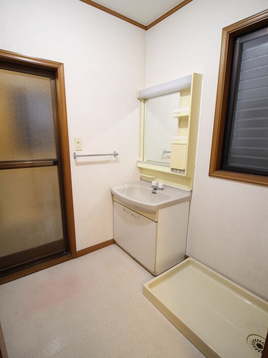 物件内観写真10　(洗面)