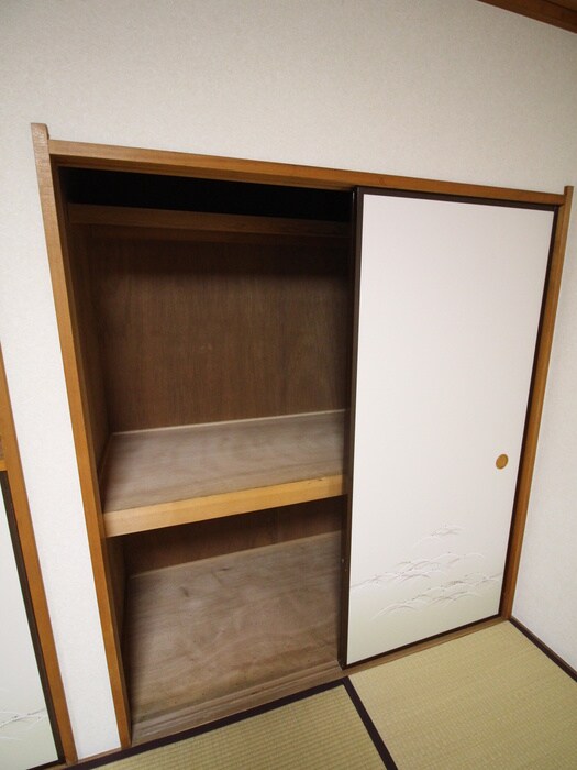 物件内観写真13　(収納)