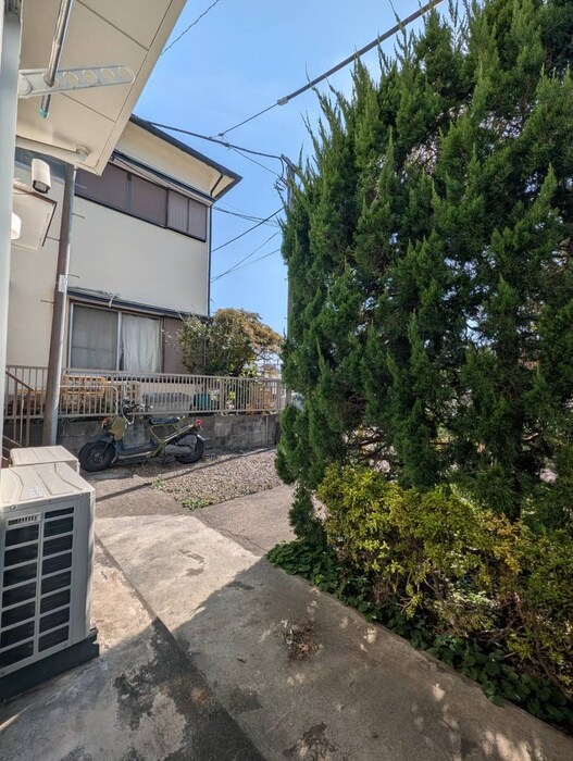 物件内観写真15　(室内からの展望)