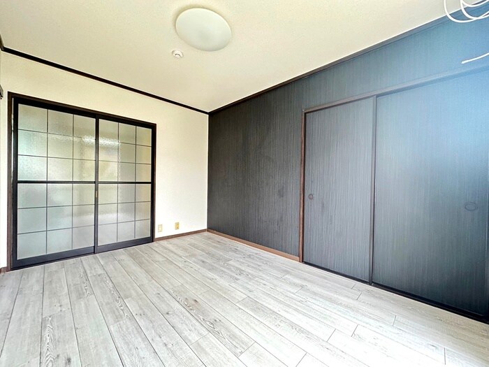 物件内観写真8　(居室)